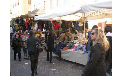 Immagine: Mercato del giovedì