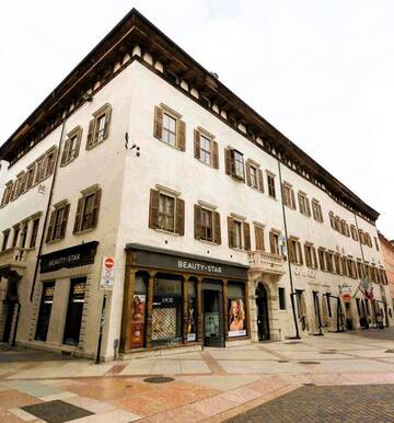 Palazzo Bortolazzi Larcher Fogazzaro e Aula del Simonino