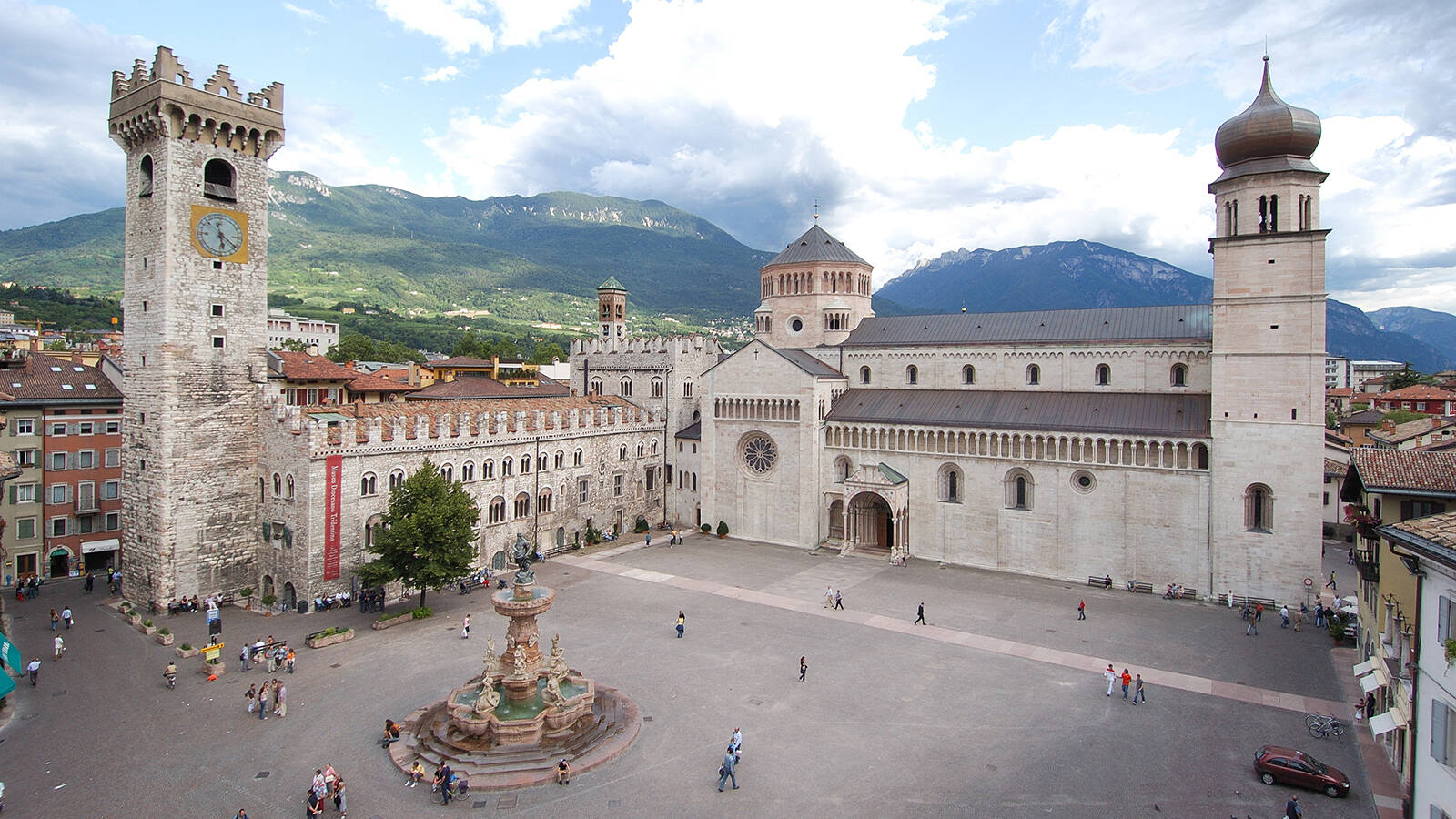 Piazza Duomo Trento