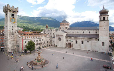 Piazza Duomo Trento