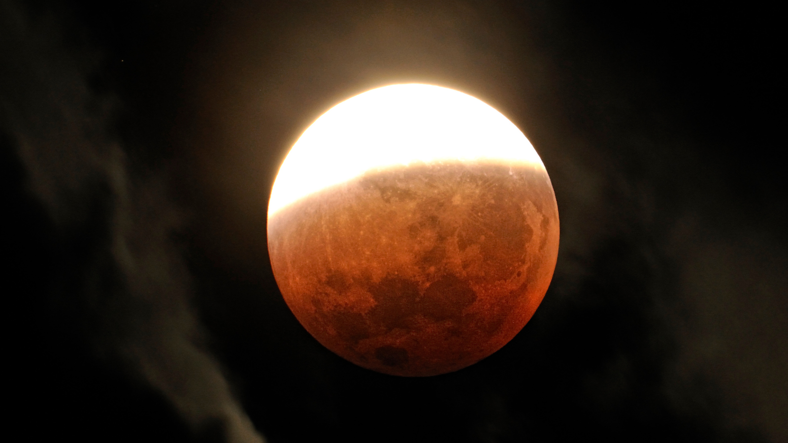 eclissi luna